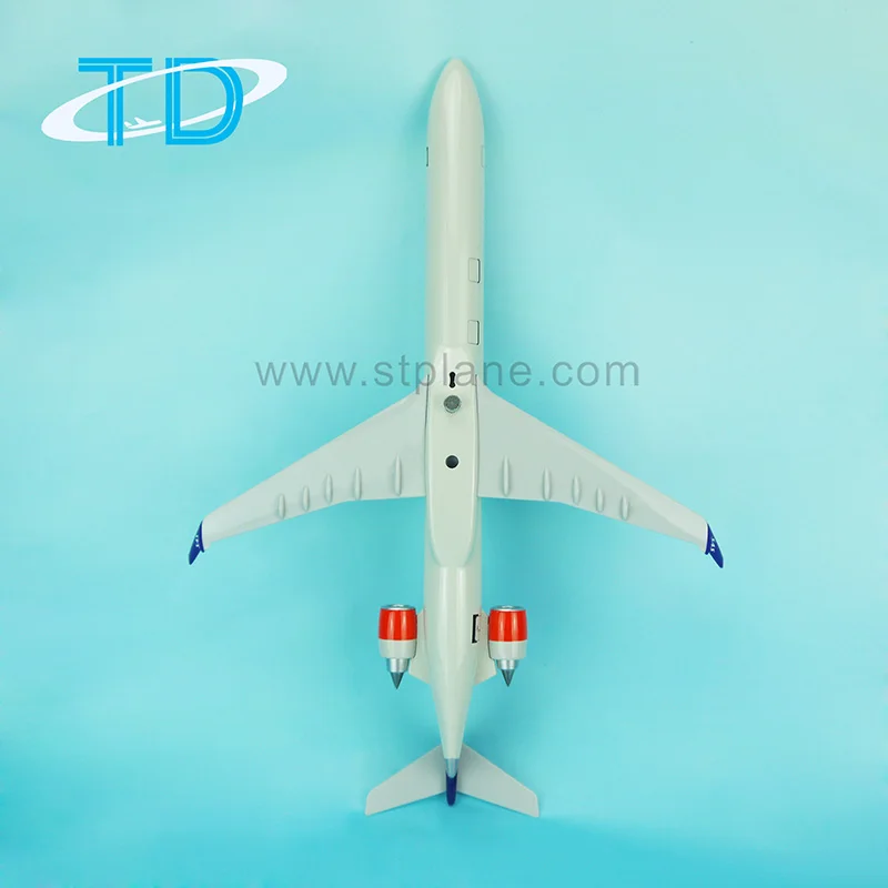 CRJ-900 1:100 36.4cm SAS Miniature Airplane Models