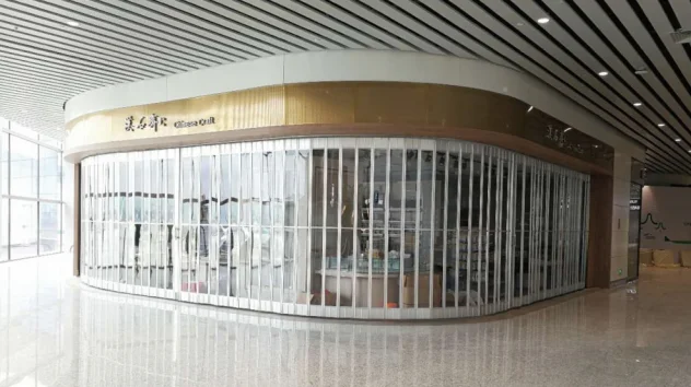 ZHTDOORS good quality Industrial sliding and folding door PC folding door