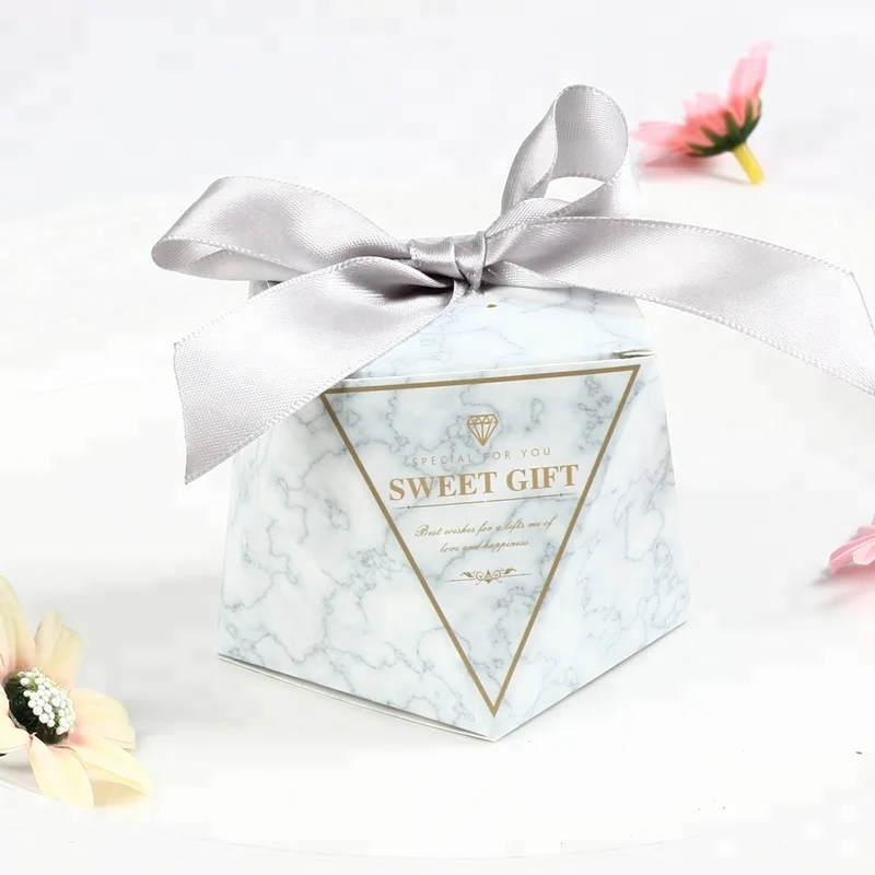 Free Shipping 200pcs/lot Polygonal diamond Favor box Candy Packing with ribbon