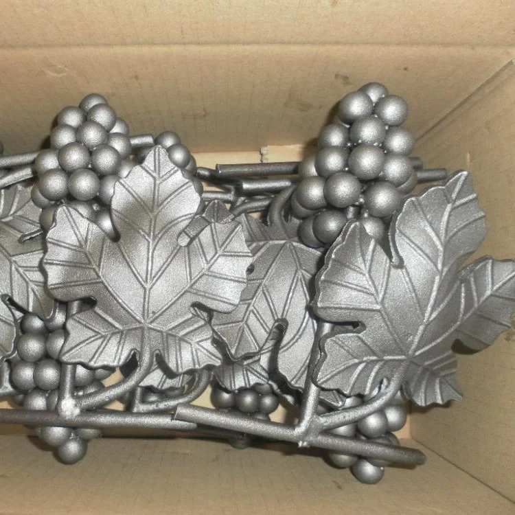Wrought Iron Grapes or Cast Grapes for Iron Gate,Iron Fence as Decorations