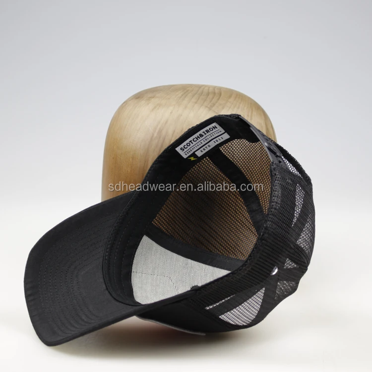 Custom design black cotton curved brim trucker hats with embroidery patch