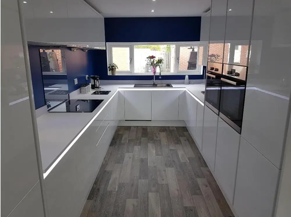 2021 Modern High Gloss Lacquer MIni Kitchen Cabinet Kitchenette