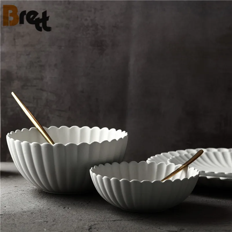 Brett European style dinnerware ceramic black rectangle dinner plate and bowl for restaurant