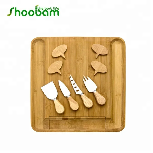 Доска из бамбукового сыра со встроенным выдвижным ящиком, бамбуковыми маркерами и магнитом для блокировки ящиков. Рождественский подарок!