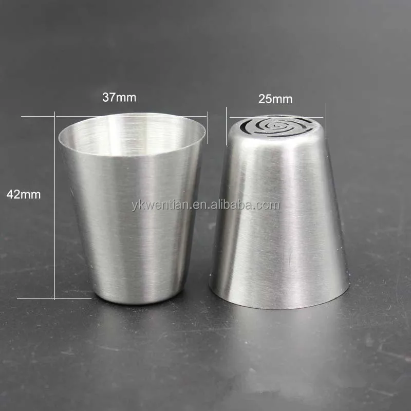 Baking Tools Christmas Flower Leaf Cream Icing Cake Decorating Set Mini Nozzles Small Size Russian Piping Tips