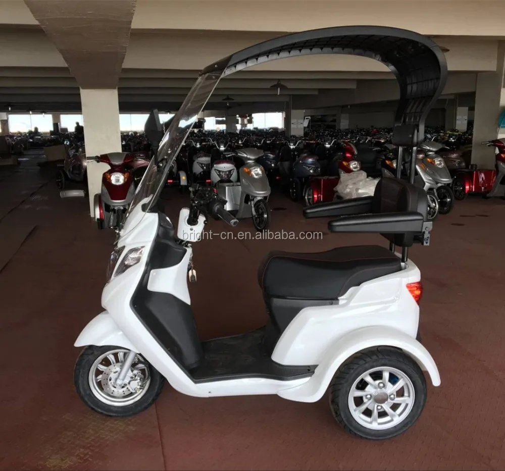 cheap Dubai 3 wheel elderly disabled electric scooter with scooter roof cover