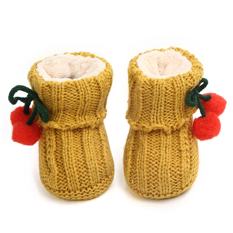 High quality warming cotton winner crochet baby shoes baby boots