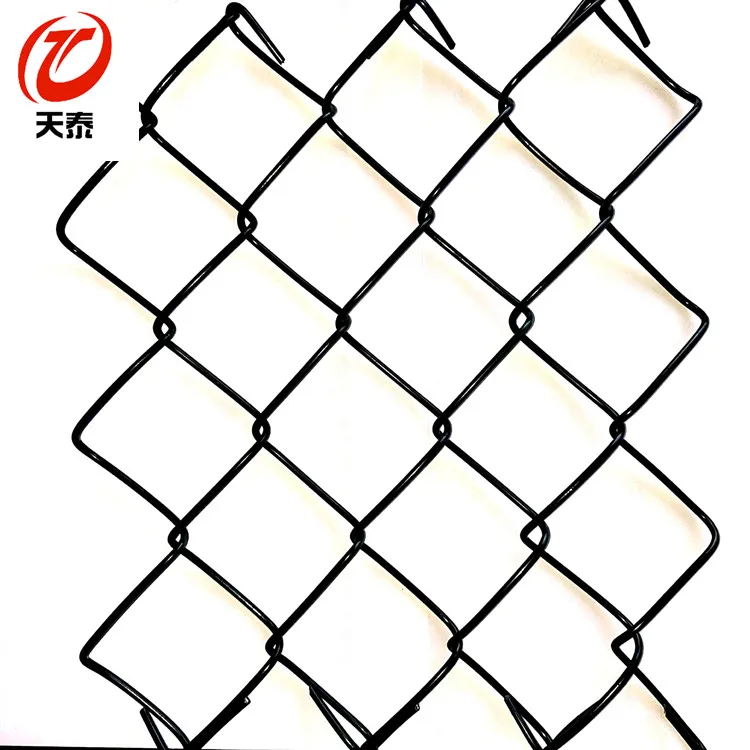 Galvanized chain link mesh for fencing in rolls