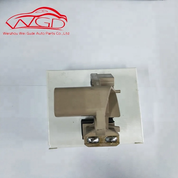 OEM 08-036 High quality factory price car alternator voltage regulator