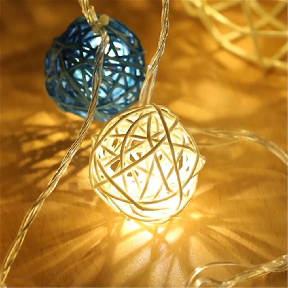 LED Wholesale Supplier Battery Operate Mini Rattan Balls Outdoor String Light