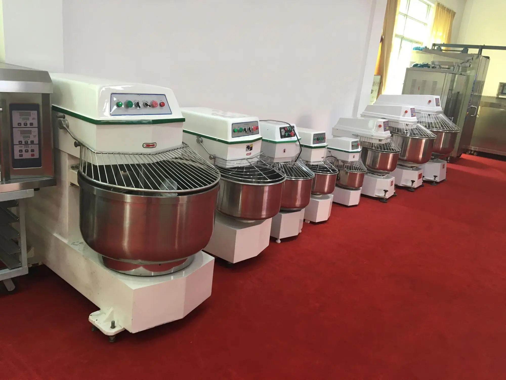 Commercial Shineho Hot Selling Bread Pizza Dough Mixer for Bakery