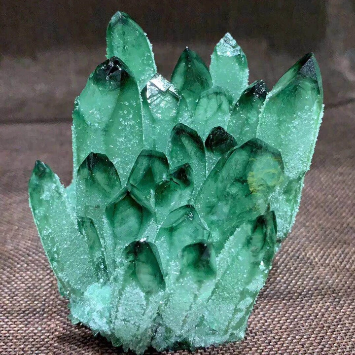  Натуральные зеленые кварцевые Минеральные Кристаллы лидер продаж кластеры апофиллита