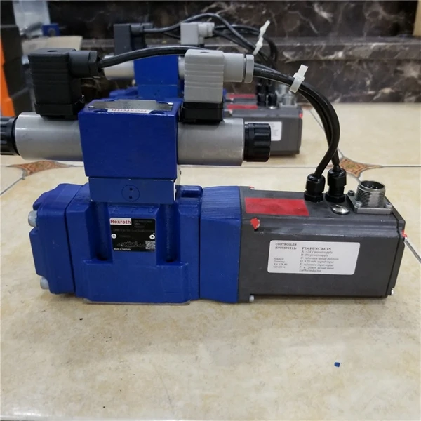 Новое высокое качество Rexroth пропорциональные клапаны R900708955 4WRKE10W5-100P-3X/6EG24K31/A5D3M-683-31series многие типы являются факультативными