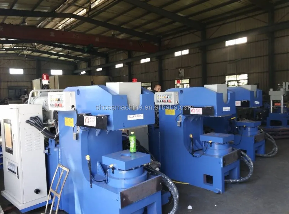 Rotary 24 stations 2 color PVC air blowing slipper injection machine