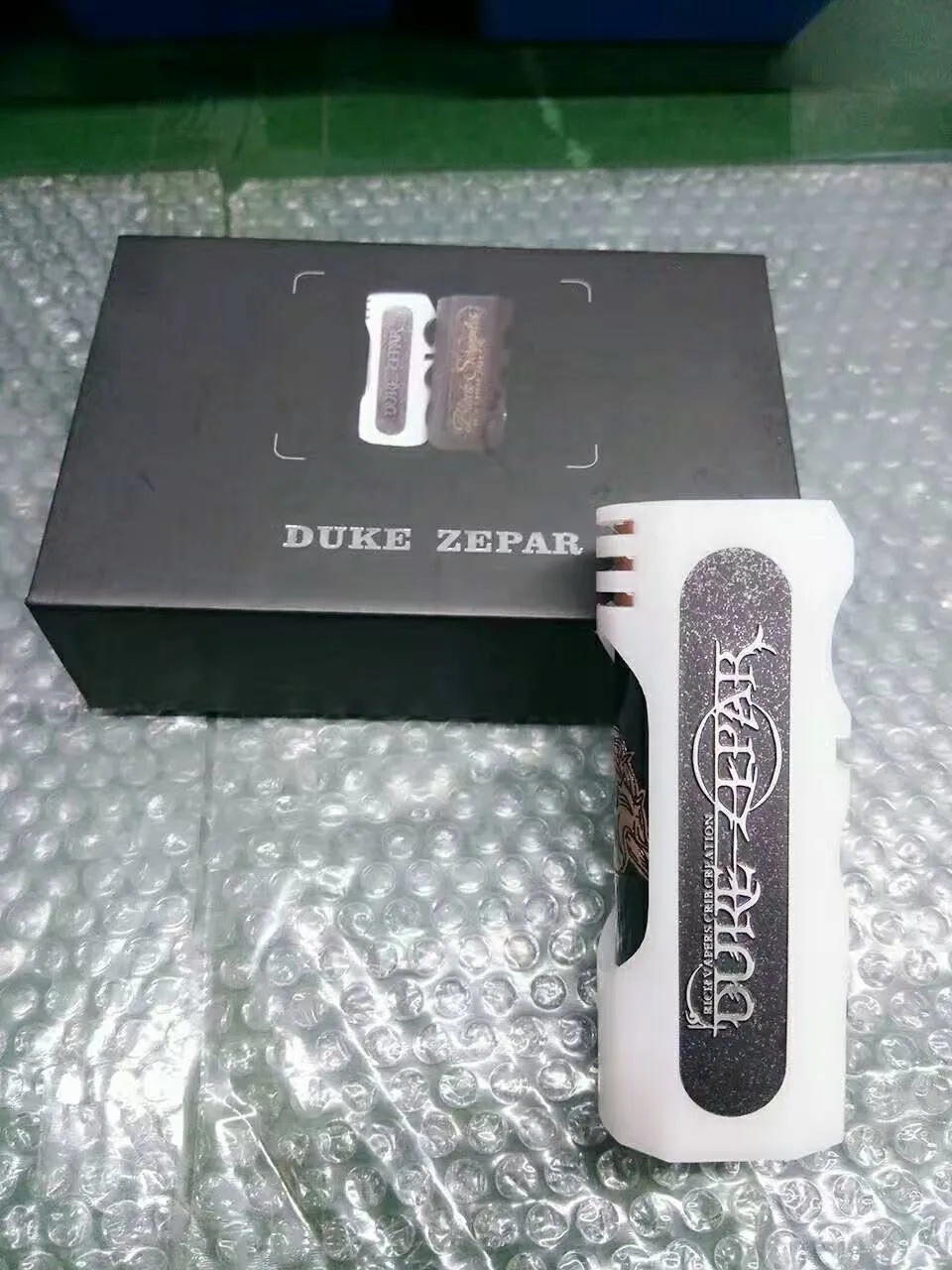 New box mod 2016 black serpentes v2 duke zepar mod black and white color available now