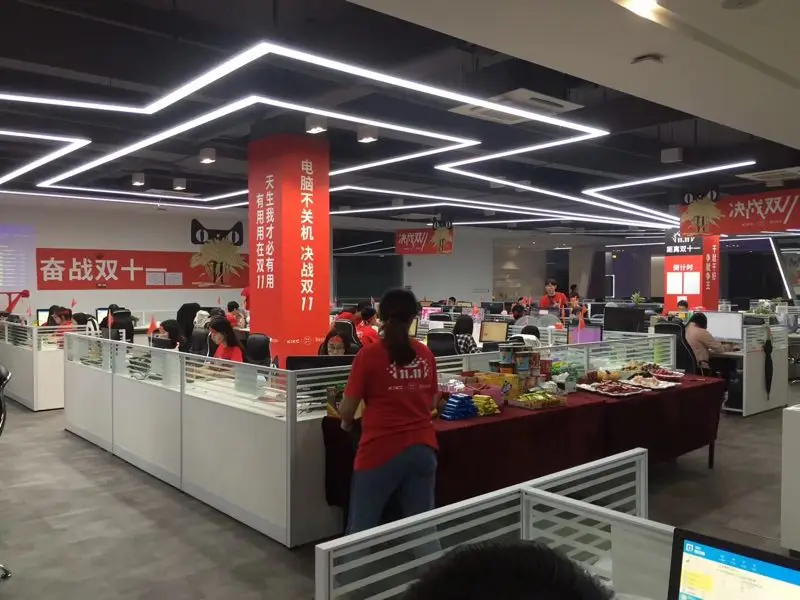 
Hot sale surface mounted track rail plastic cover strip bar linear aluminum led profile light 