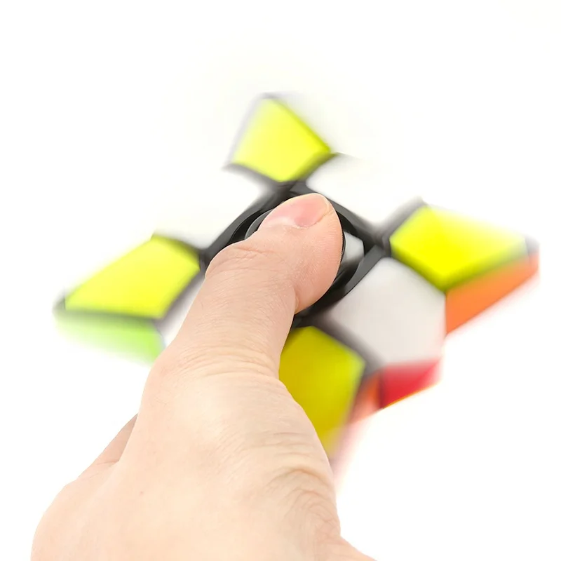 7x7x1.5cm high speed spinner cube for anti stress game