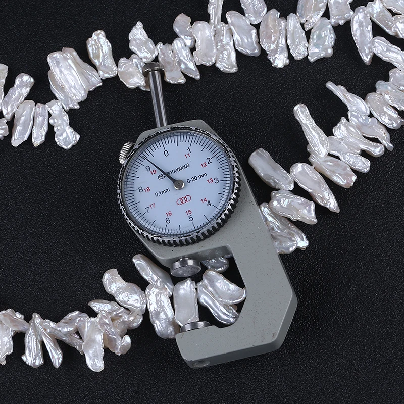 Long Stick Natural Irregular Shape Freshwater Biwa Pearl Strand