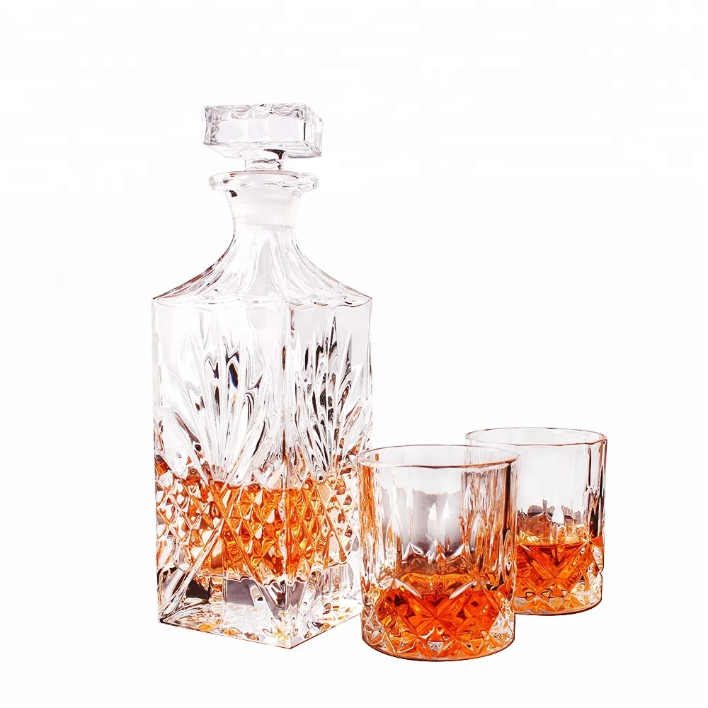 Amazon top seller 2021 Old Fashioned Whiskey Bottle Glass Decanter Set with Crystal Glasses