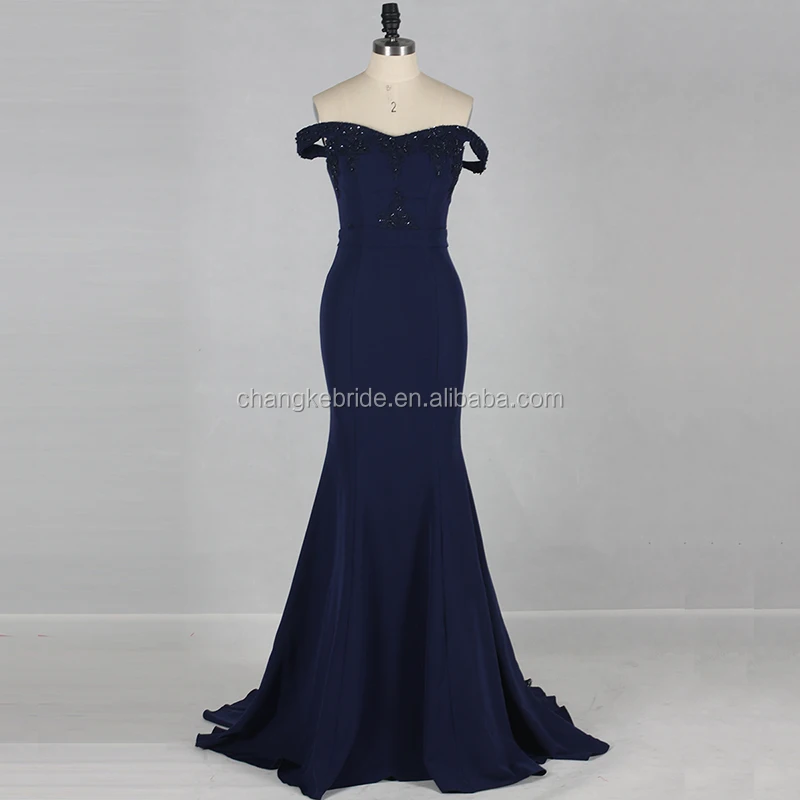 
Modern 2018 Navy Appliqued Long Bridesmaid Dress 