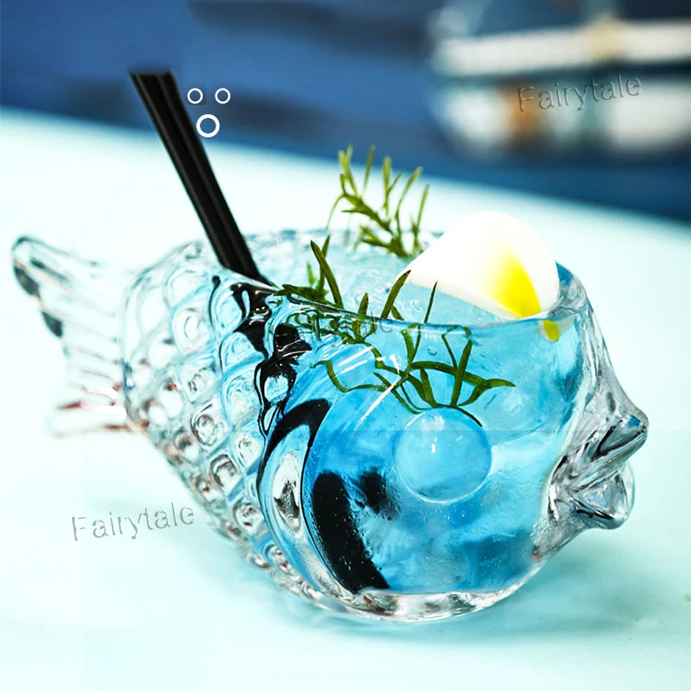 
Fancy Bar Glass Ware Fish Shaped Personalize Cocktail Glass 
