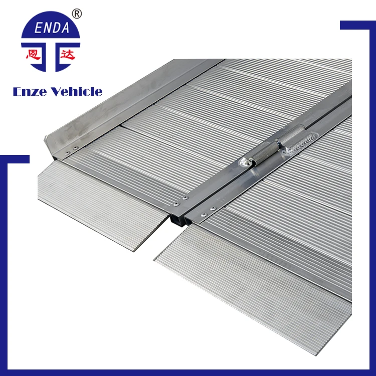 25.3'L*29.3'W Single-fold aluminium ramp folding ramp wheelchair ramp