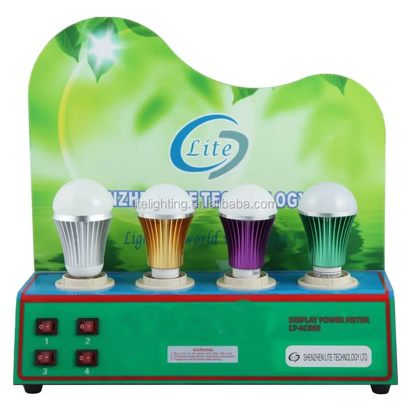 Дисплей с 4 лампами и измерителем мощности для освещения