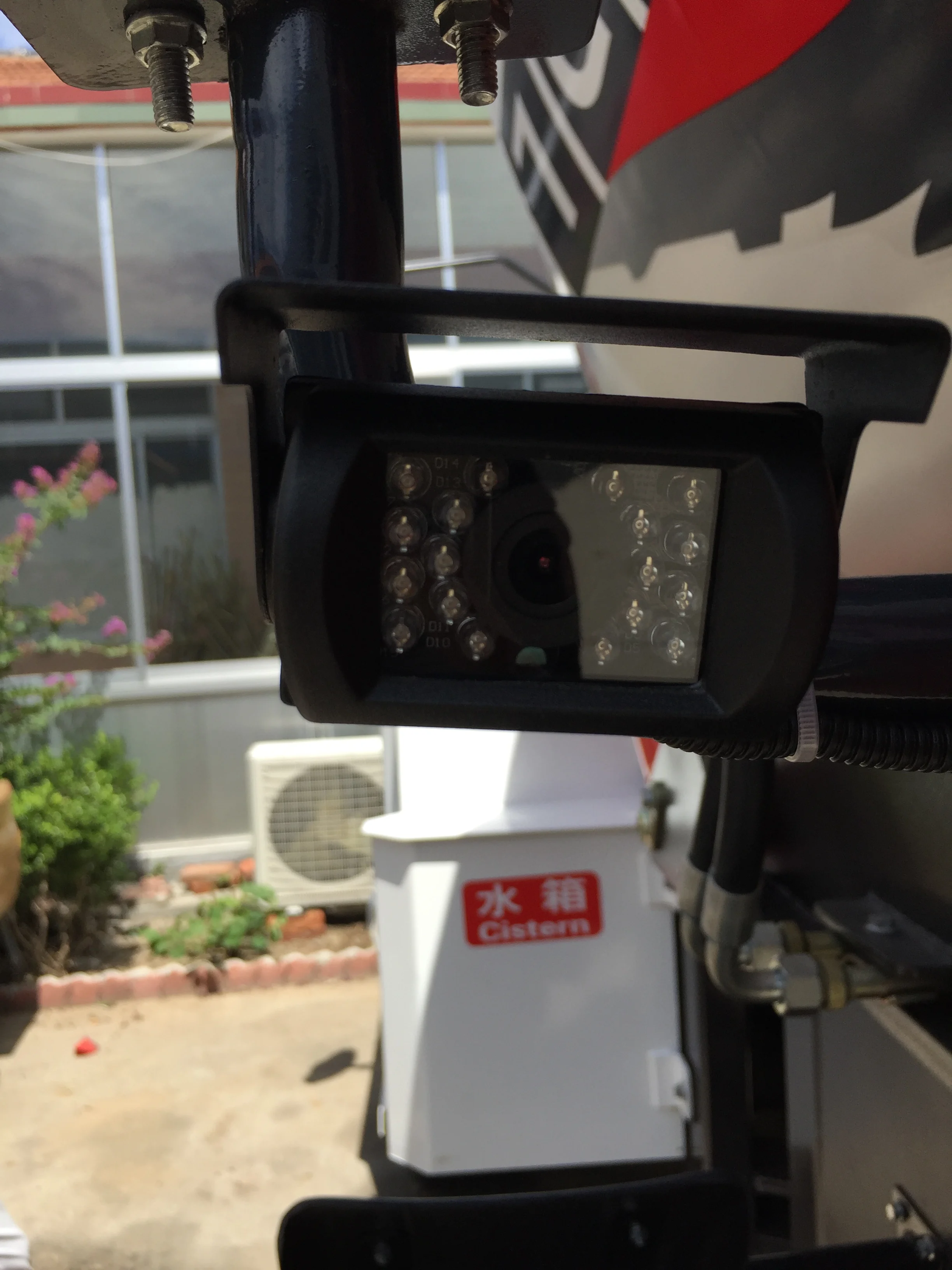 Самостоятельная погрузка бетон цена бетономешалка, Самостоятельная погрузчик Бетономешалка для продажи, автоматическая жидкостная машина смесителя