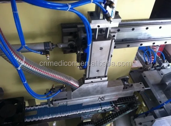 hot sale ear cleaning plastic stick safety wooden cotton swab machine