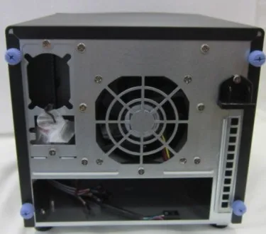 Хранилище данных NAS для домашнего SOHO с 16 Гб RAM и четырехъядерным ЦП J3455