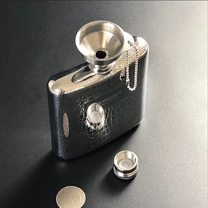 High Quality Father Gift Portable Flagon Stainless Steel Funnel Hip Flask For Camping Mountaineering