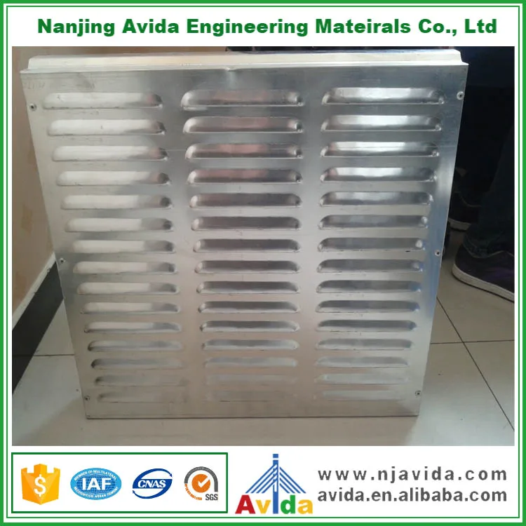 
Road Sound Barrier for Sound Absorbing Materials 