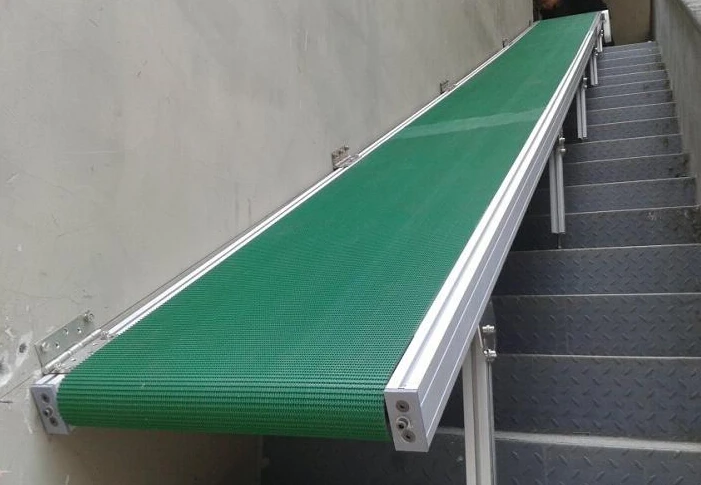 Plast Link carton box warehouse upstairs rubber belt conveyor