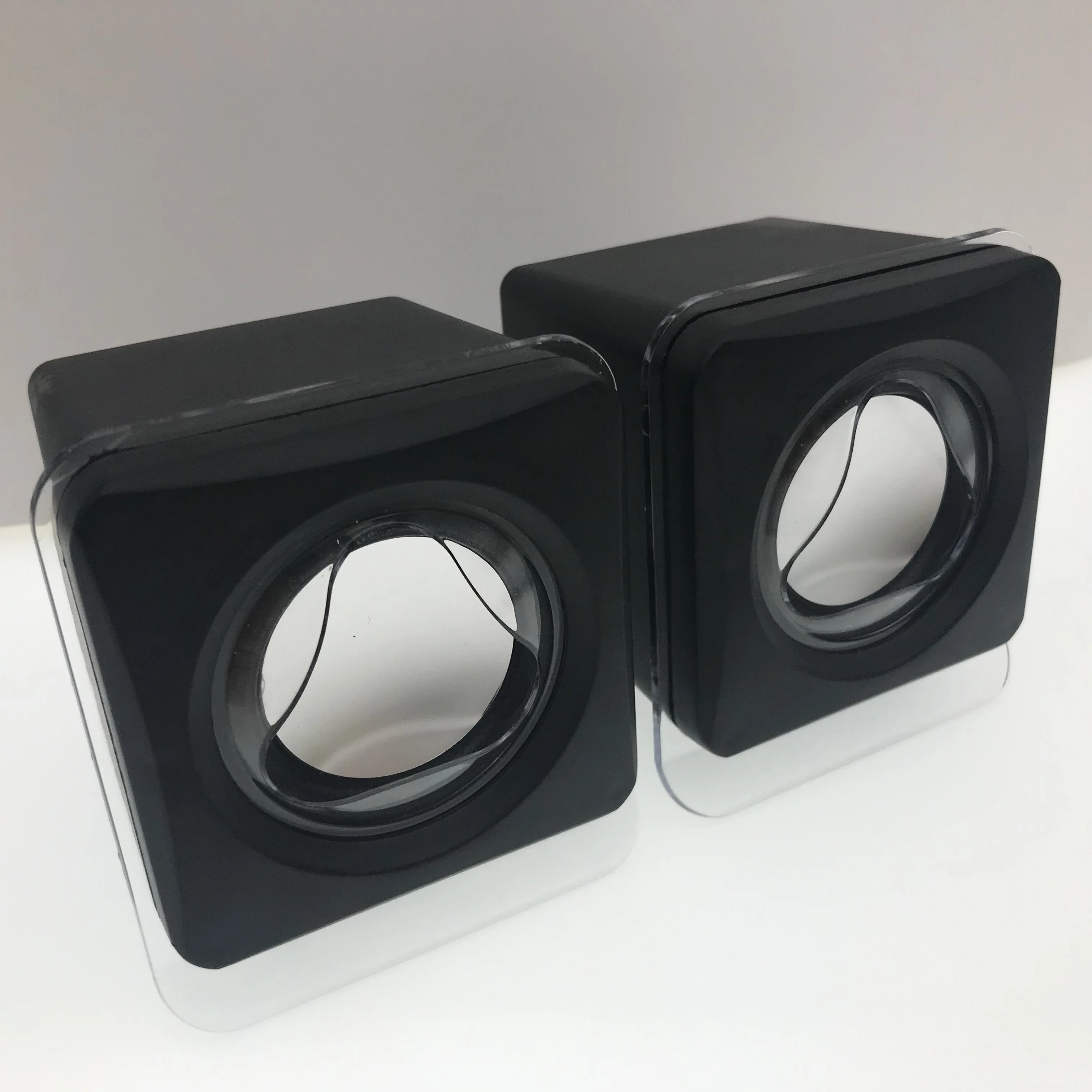 home wired outdoor speaker hot selling cheap price amplifier custom OEM portable mini tablet with microphone USB mini speaker