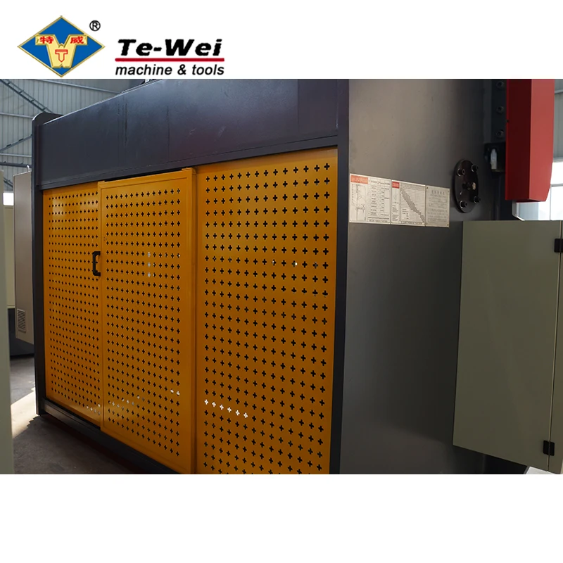 Small Wc67K Cnc Electric 200Ton Press Brake For Sale