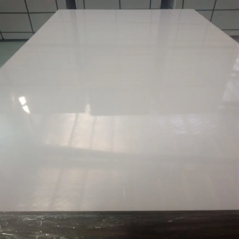 
High Glossy Melamine Faced White UV Coated MDF Board 