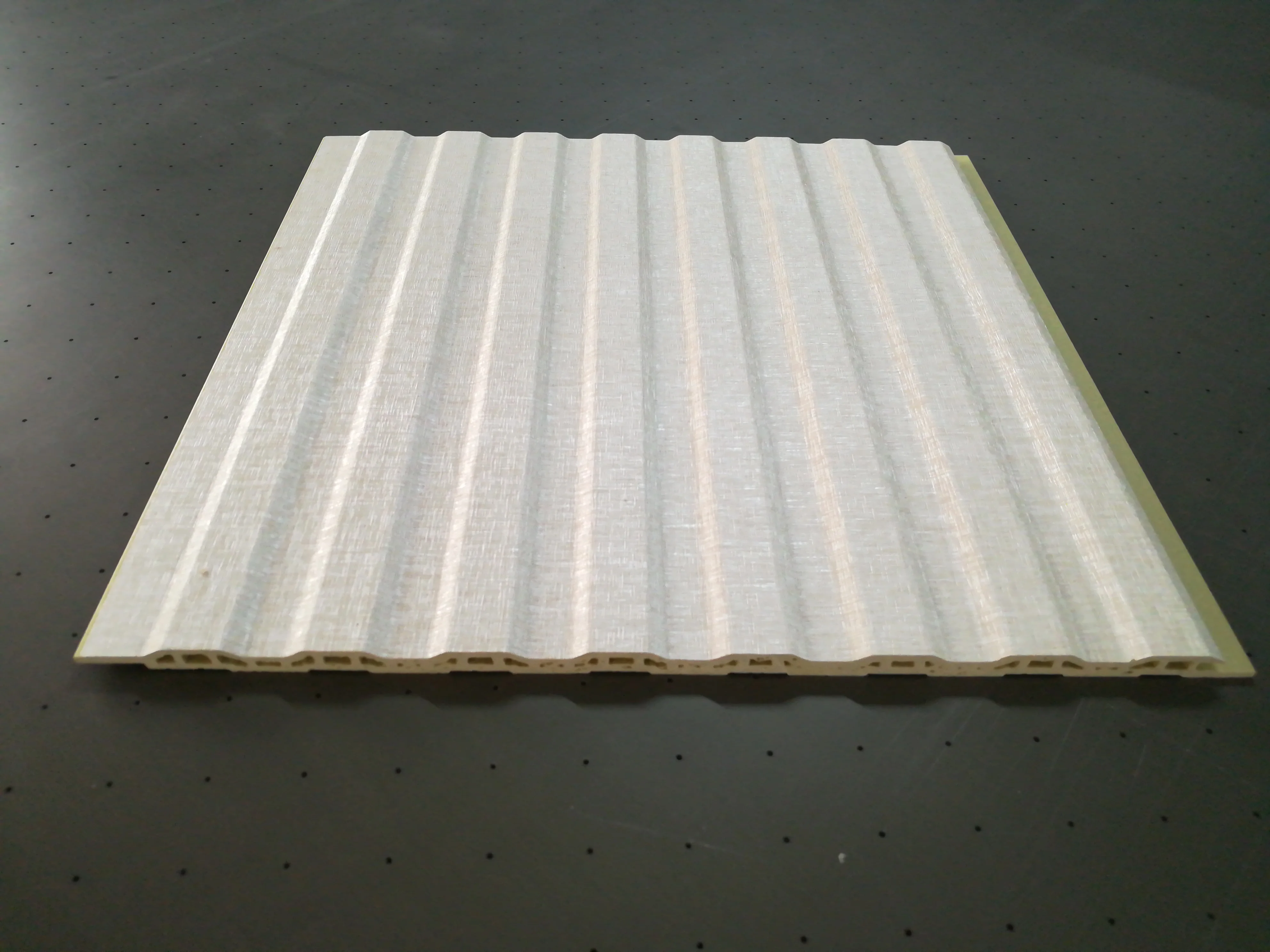 Good price Garage Wall Storage Wall Tool Organizer Heavy Duty PVC Slatwall Panel