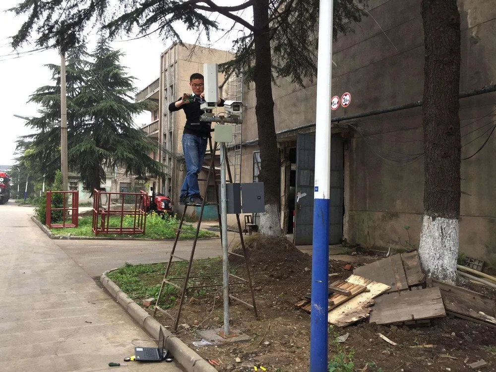 Скоростной радар-детектор с электрической камерой