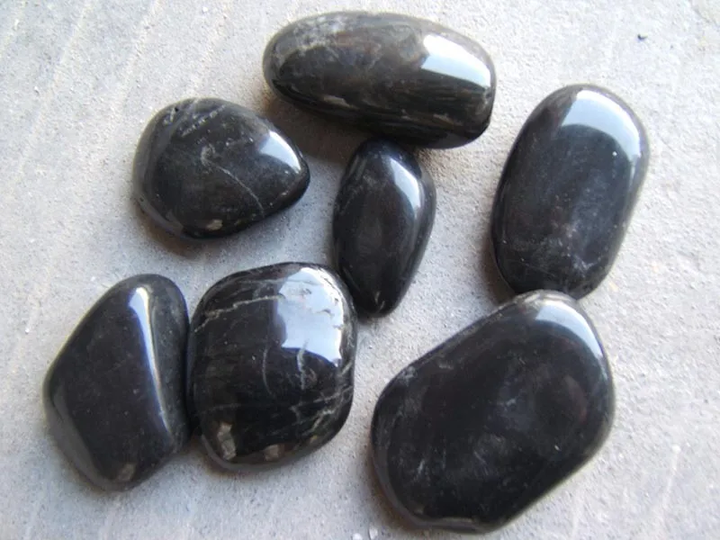 Natural Black Cobble Pebble Stone Polished Normal Grade Outside Garden Landscape Paving