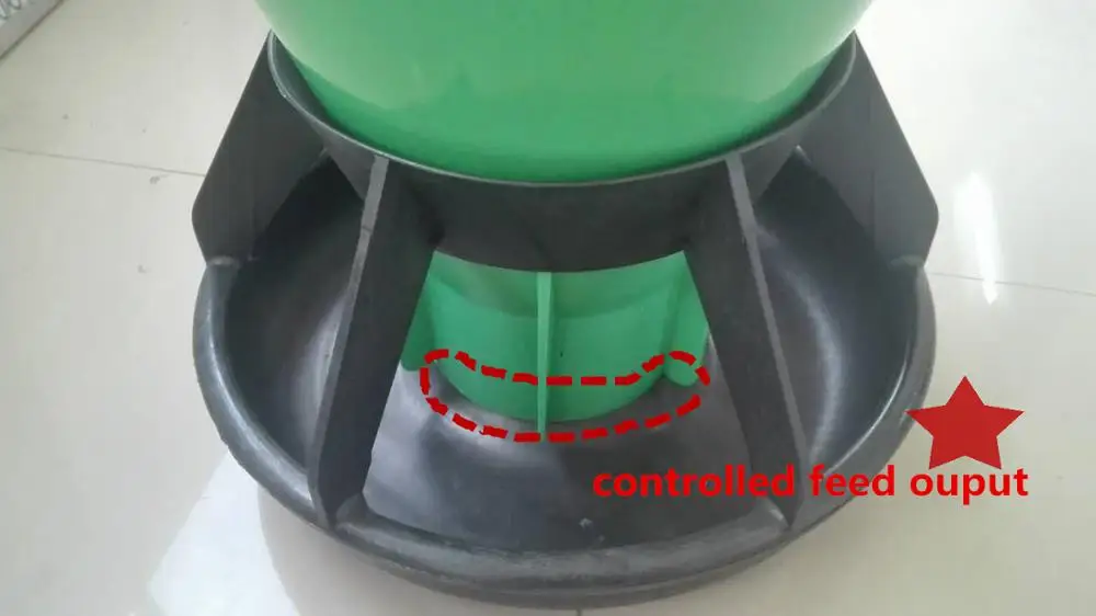 Automatic pig plastic trough /feeders / manger