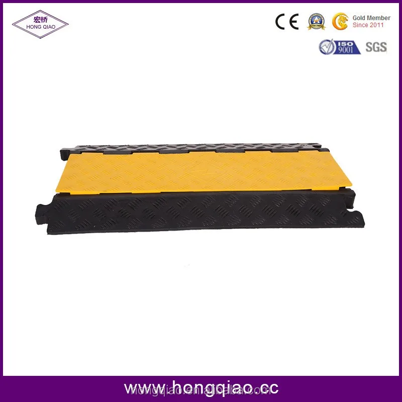 3 channel cable ramp rubber cable protector 3channels