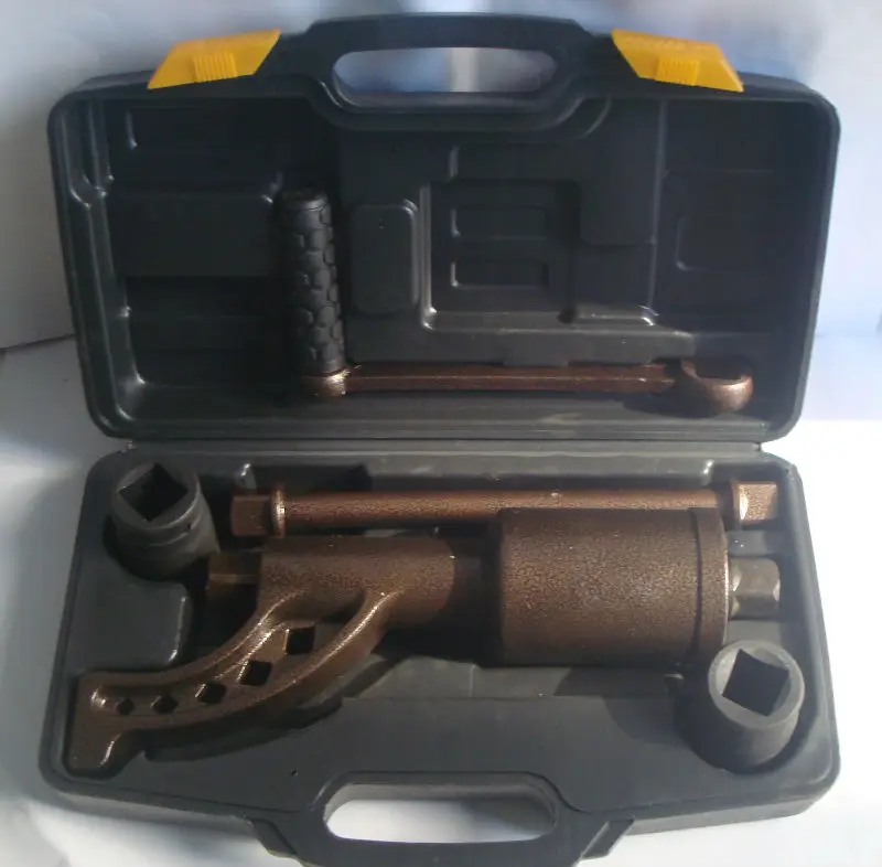 1' Labor Saving Wrench 1:68