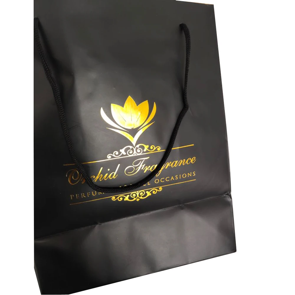 
Высококачественный недорогой черный бумажный пакет с индивидуальным логотипом 