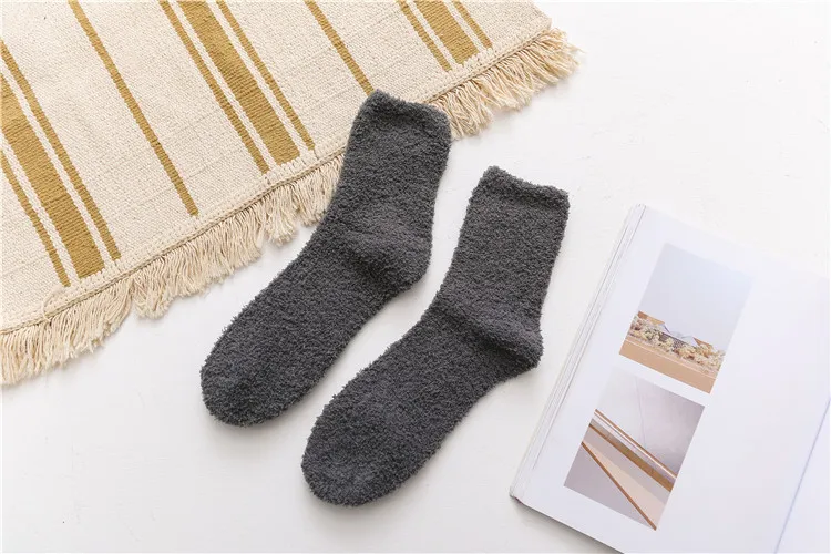 
Custom wholesale winter soft comfortable cosy plain unisex warm fuzzy socks 