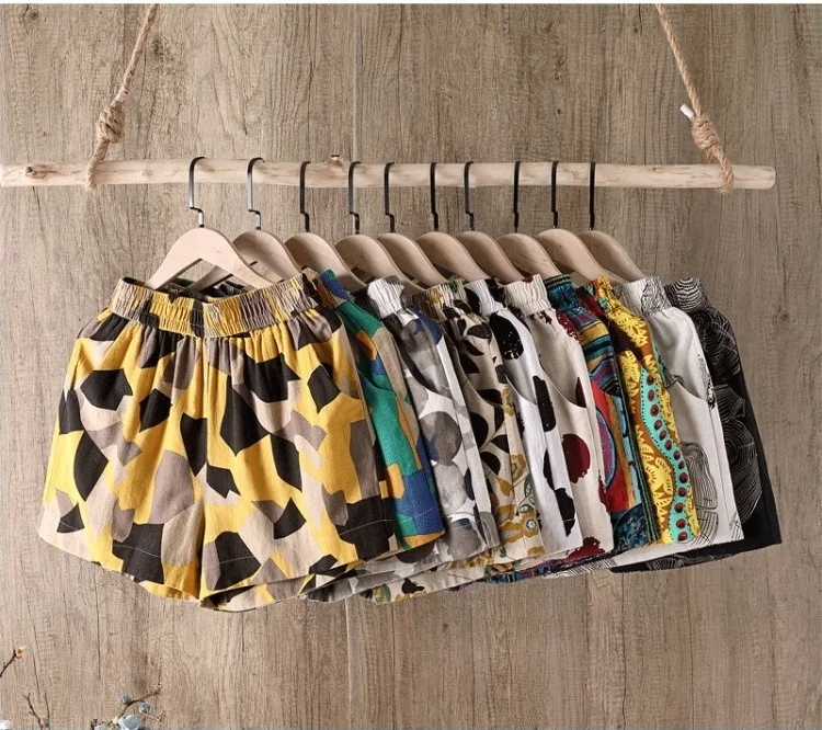 
Summer Cotton Linen Leisure Wear Print Women Plus Size Hot Shorts Loose Cool Holiday Shorts 