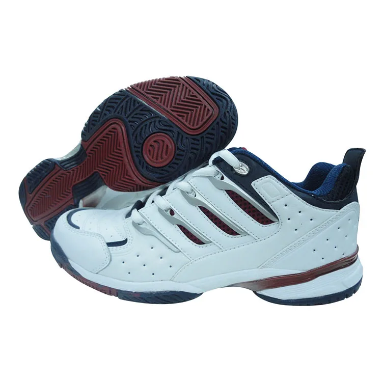
Men sporty design tennis shoes follow fashion trend 