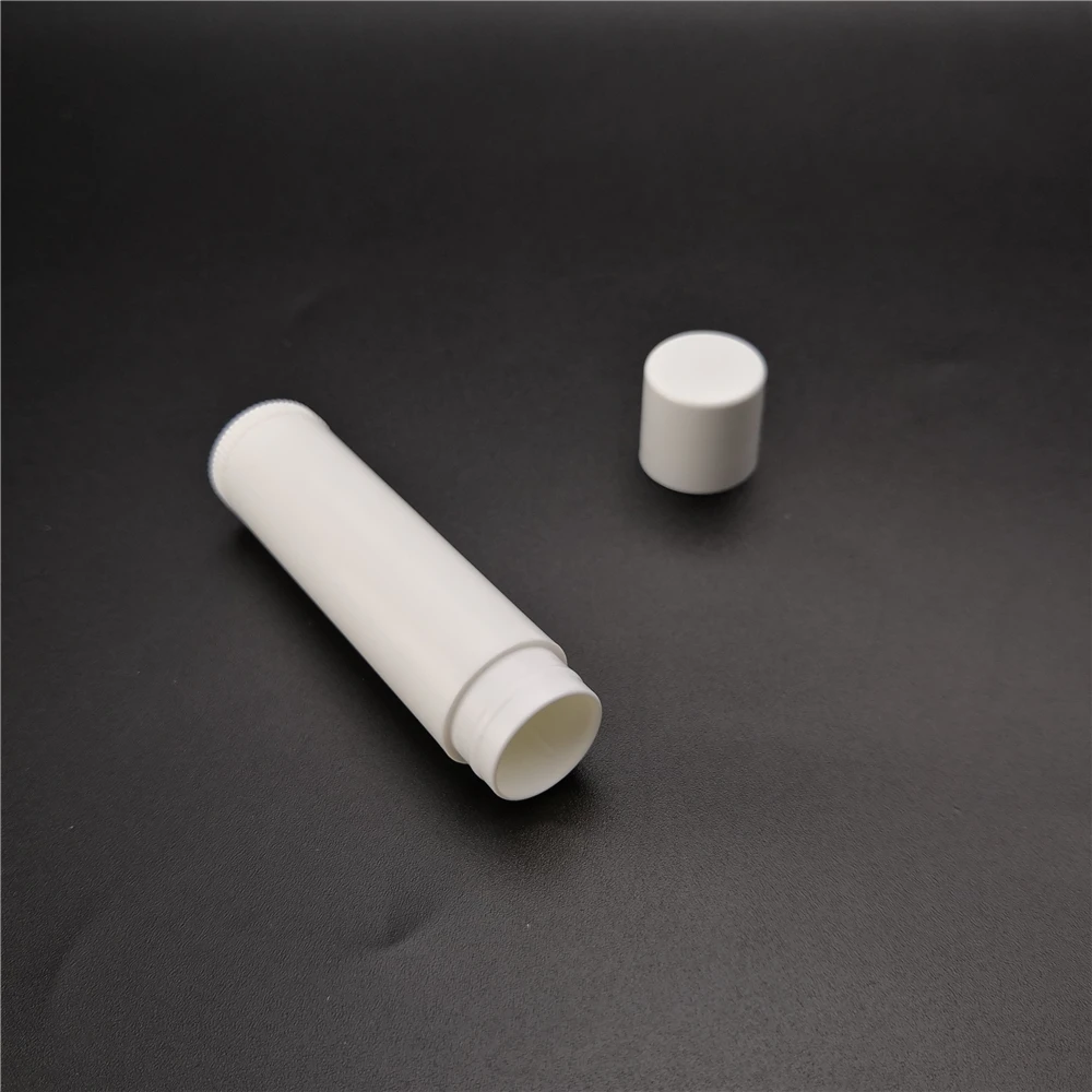 Wholesale Plastic Chapstick 5g White Empty Lip Balm Containers