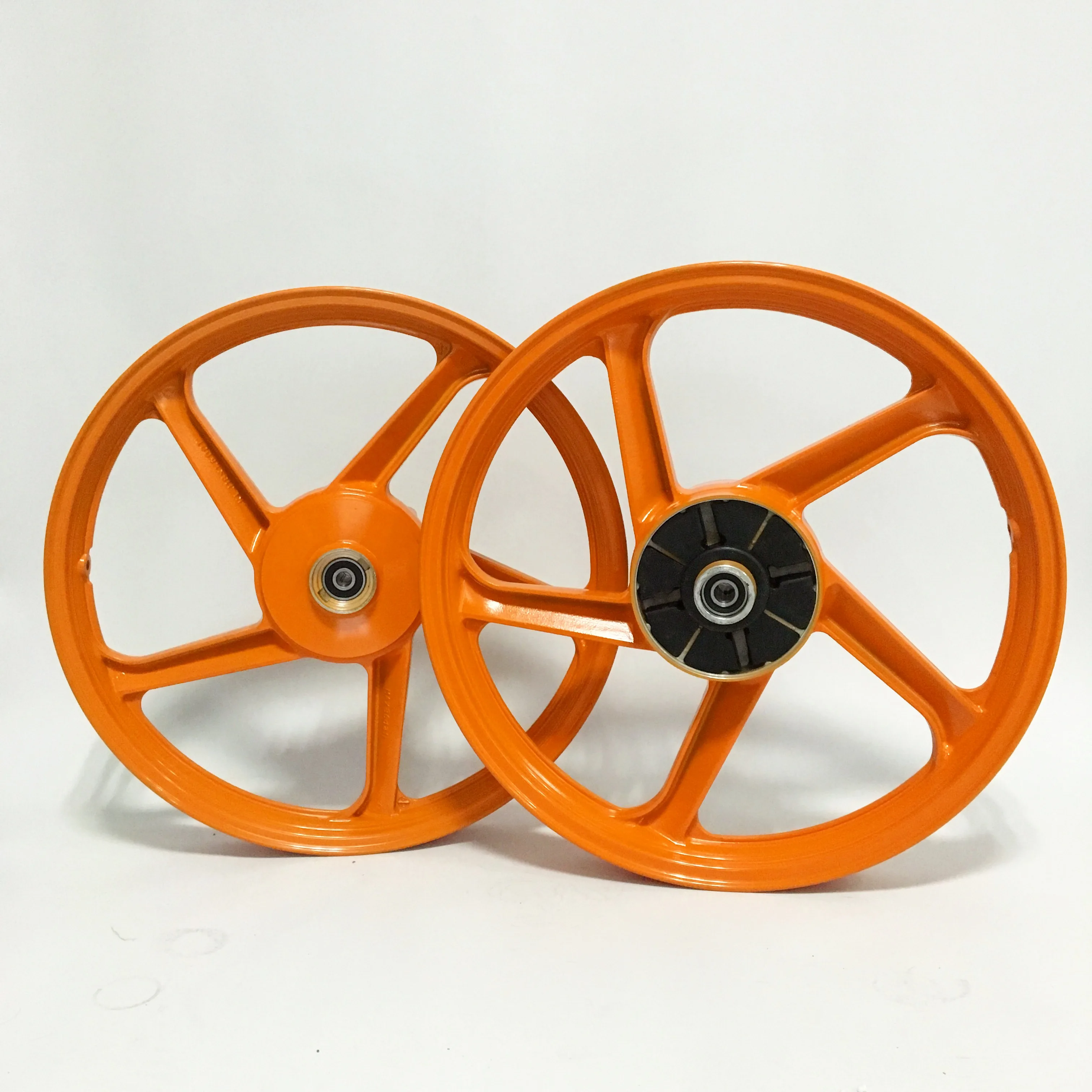 
 18 дюймов мотоцикл колесные диски из алюминиевого сплава  