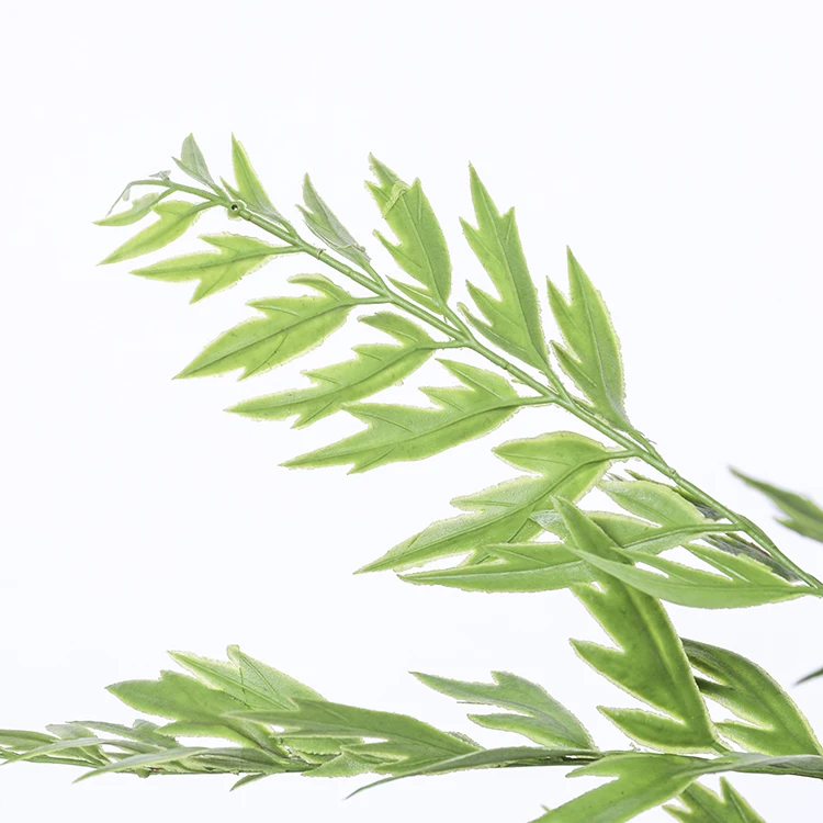 Customization New arrival living room decoration artificial plastic palm leaf bush