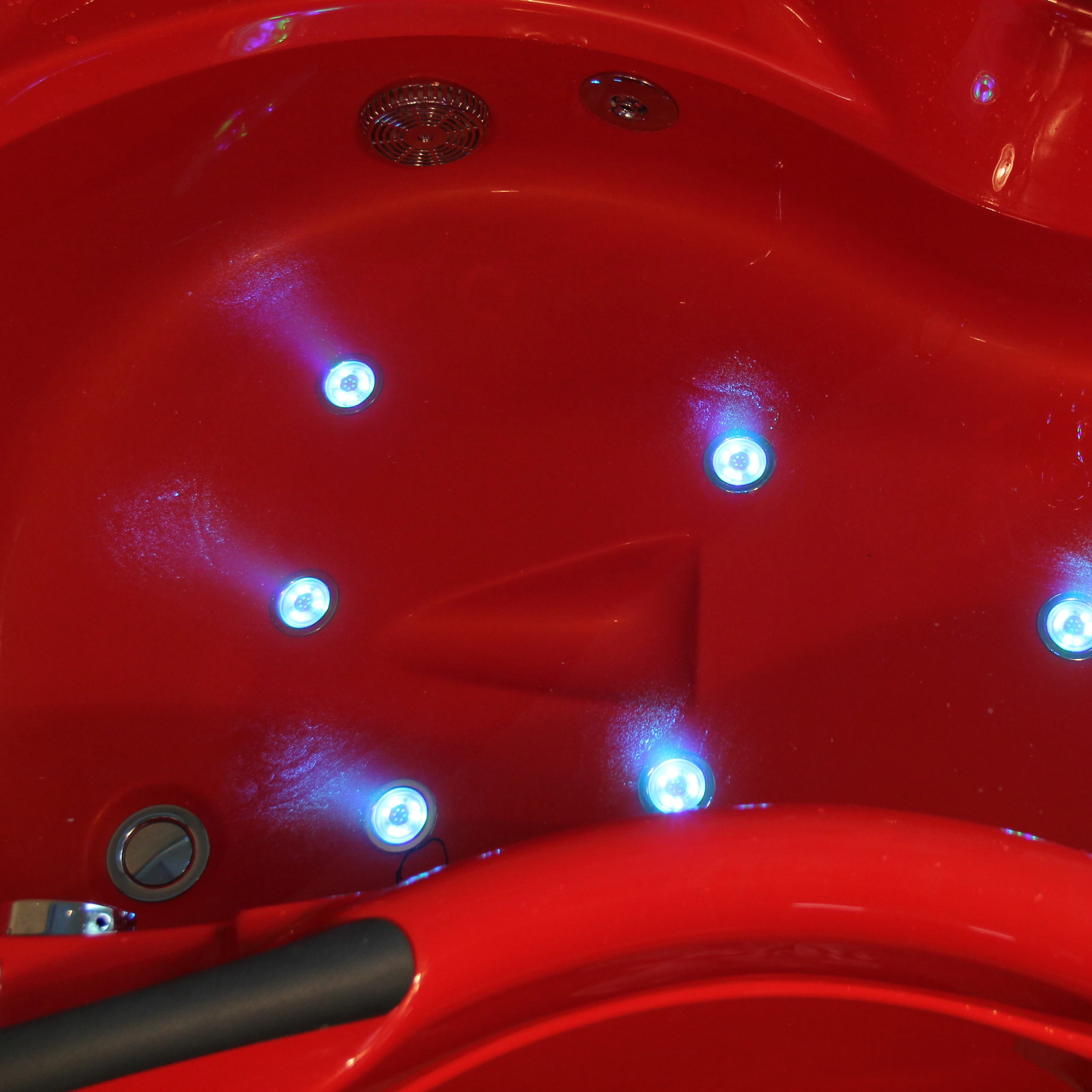 Color Corner Design Bathroom Bathtub Factory Wholesale Red Shenzhen White Modern Hotel Freestanding Hot Suction Nozzle Cover B04